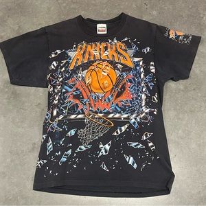 Vintage 90s New York Knicks Shattered Backboard Shirt